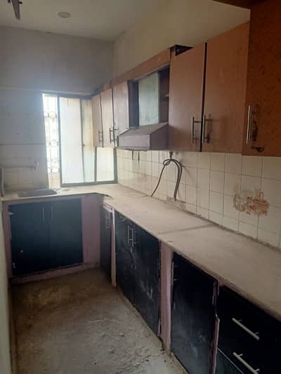 Golden Chance Simon View Lease Flat 2 Beds DD Only 34 Lacs In Gulistan e Jauhar