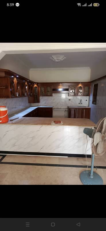 Portion. 200 Sqyds 1st Floor 3 Beds DD Rent Only 50K In Muslim Society Opp Bin Hashim Mart Block 7 Gulistan e Jauhar