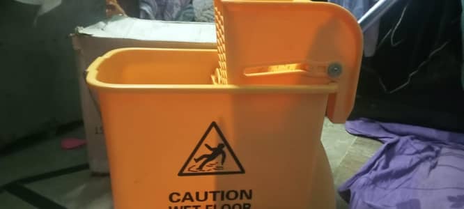 wet floor Mop Bucket Set