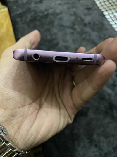 4gb 128gb total orgnal bas voliam button ni hai