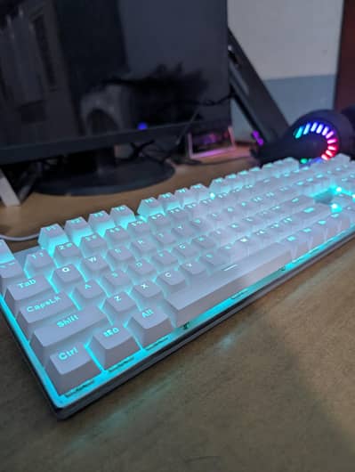 Mechanical Gaming Keyboard | Full Size | White