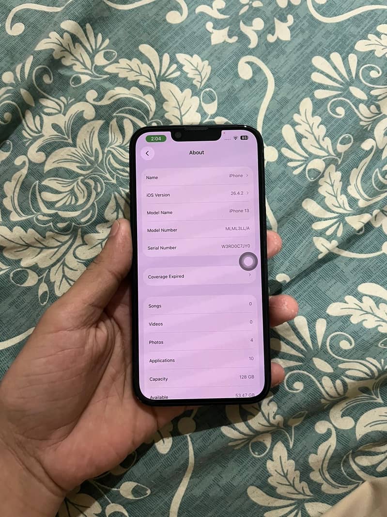 Apple iPhone 13 4