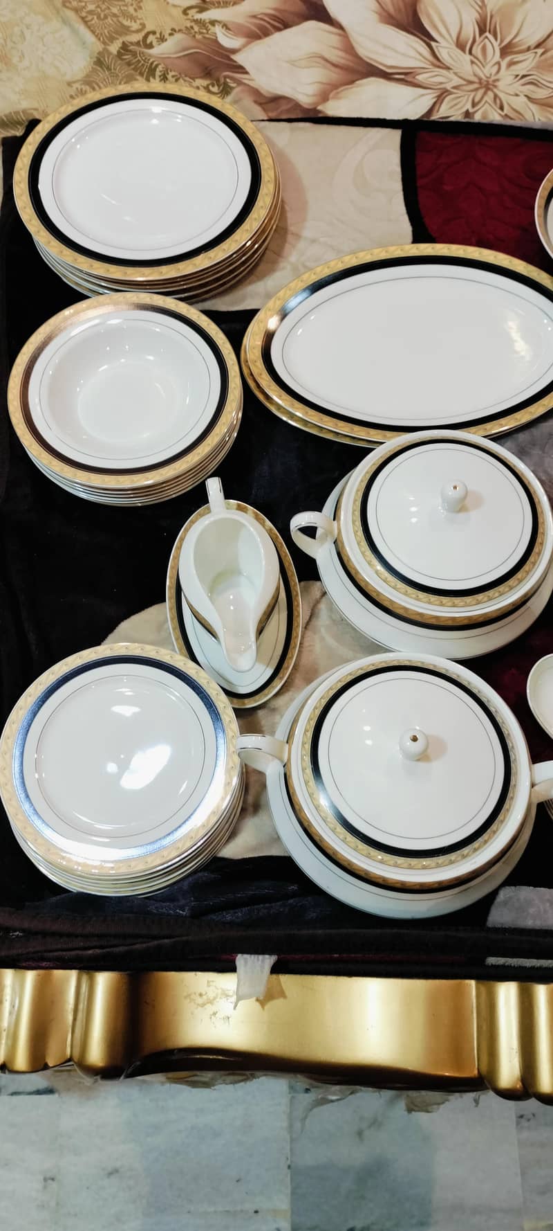 Dinner Set 72Pc 0