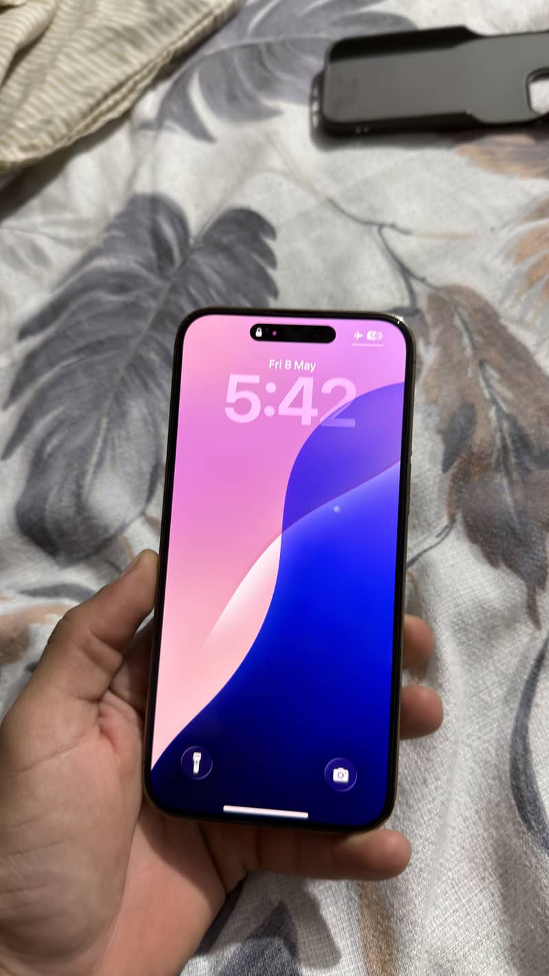 Iphone 14 pro max 2