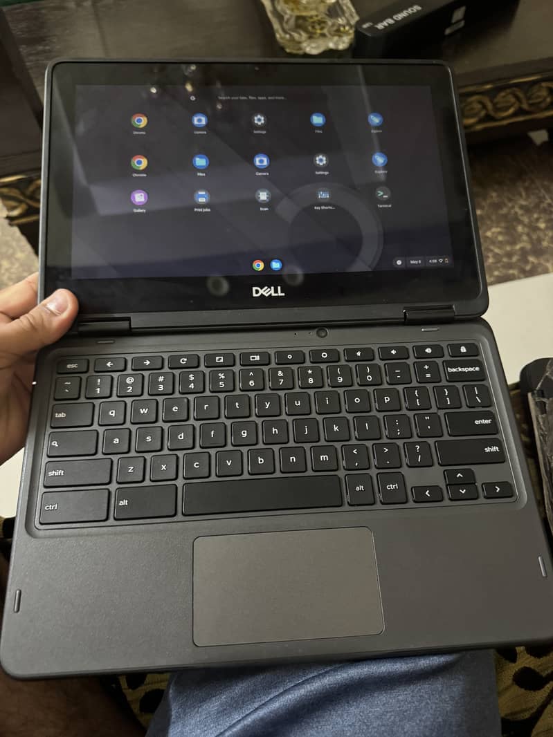 Chromebook 0