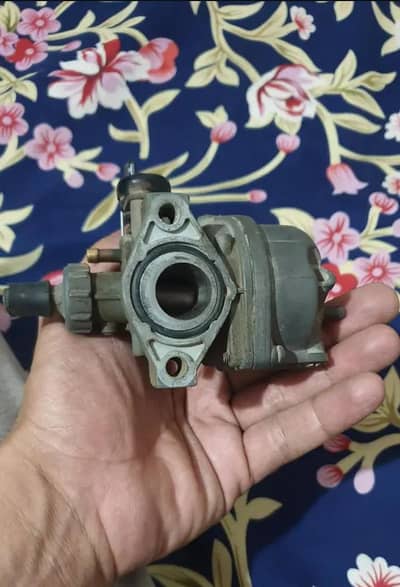 dhoom bike carburetor
