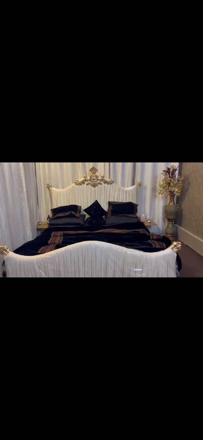 bed side tables