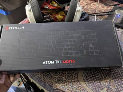 Fantech Atom MK876 keyboard