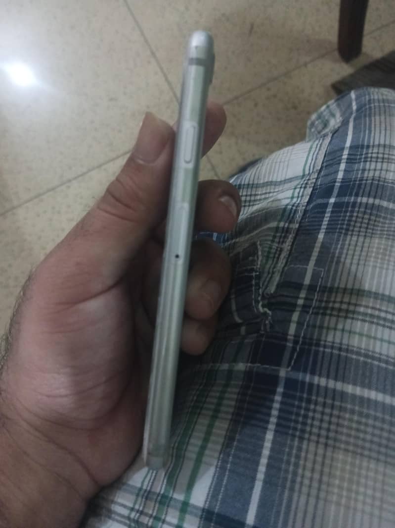 iphone 8 2