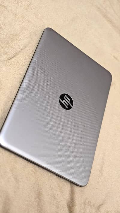 HP Core i5 6th Gen - 12GB RAM – 480GB SSD AMDRadeon 2GB Graphics