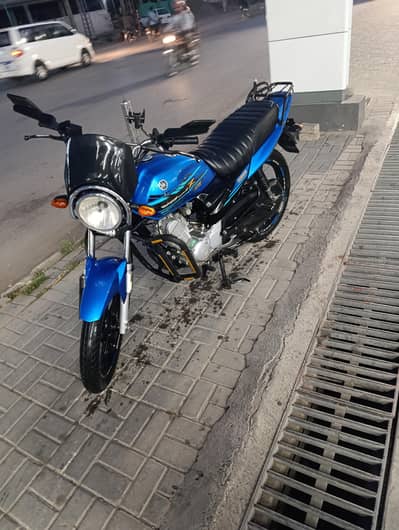 YAMAHA YB125Z DX