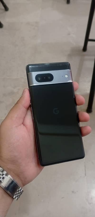 Google pixel 7 ( Exchange iphone only)