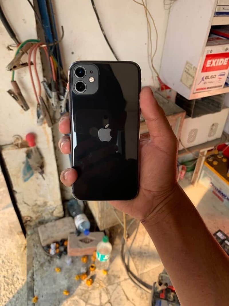 iPhone 11 5