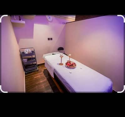 only females required for spa services