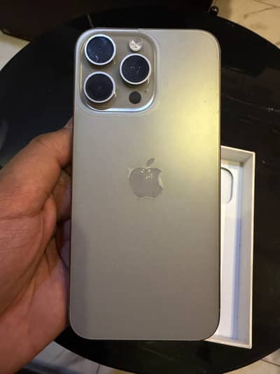 Apple iPhone 15 Pro Max