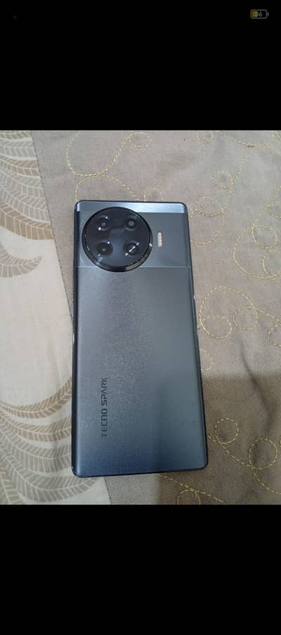Techno Spark 20 Pro Plus