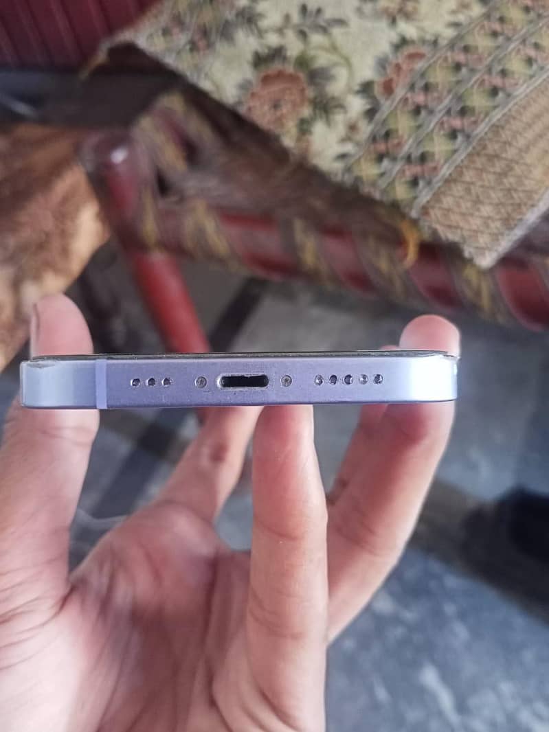 Iphone 12 3