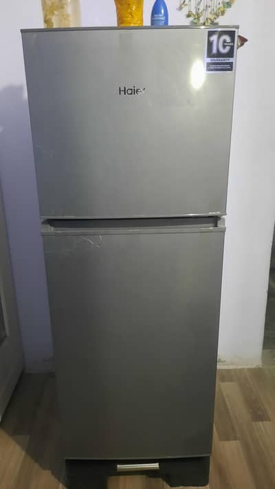 Haier refrigerator model HRF-186