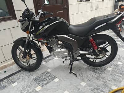 SUZUKI GSX 125
