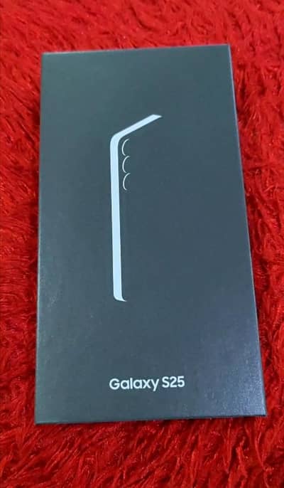 Samsung S25 (Box Packed)