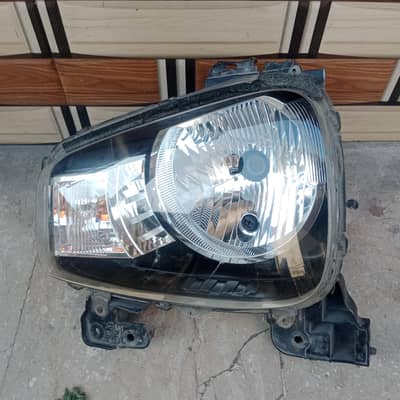 suzuki alto passenger side headlight