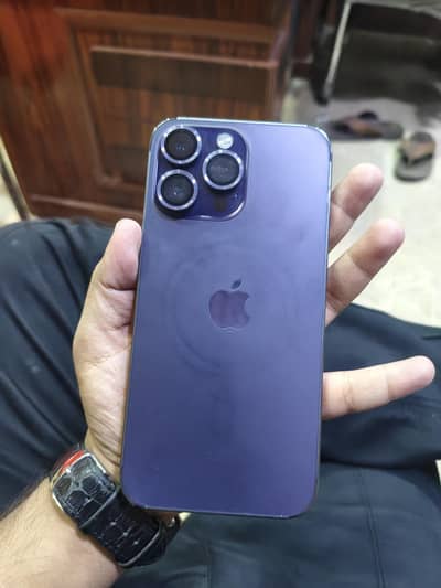 Iphoen 14 pro max