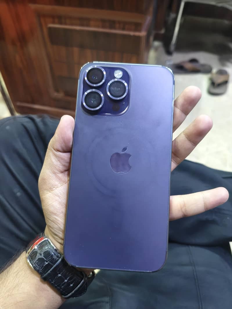 Iphoen 14 pro max 0