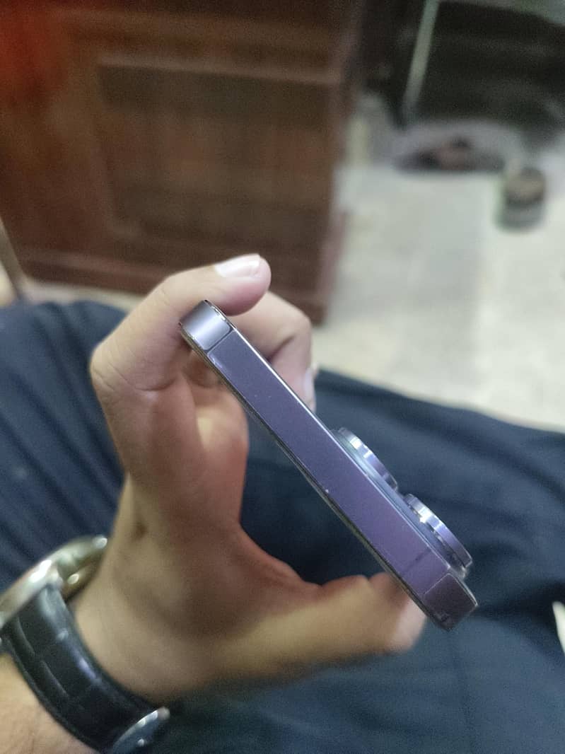 Iphoen 14 pro max 1
