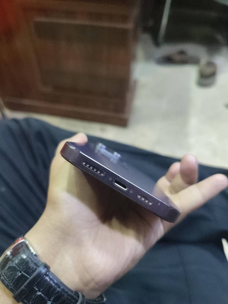 Iphoen 14 pro max 3