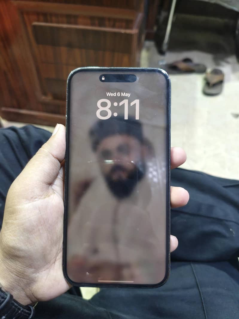 Iphoen 14 pro max 4