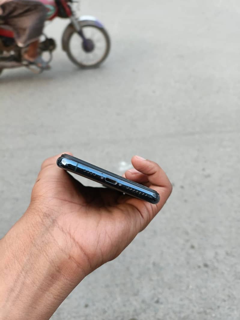 iPhone 11 pro max 1