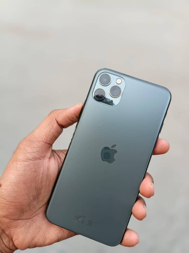 iPhone 11 pro max 5