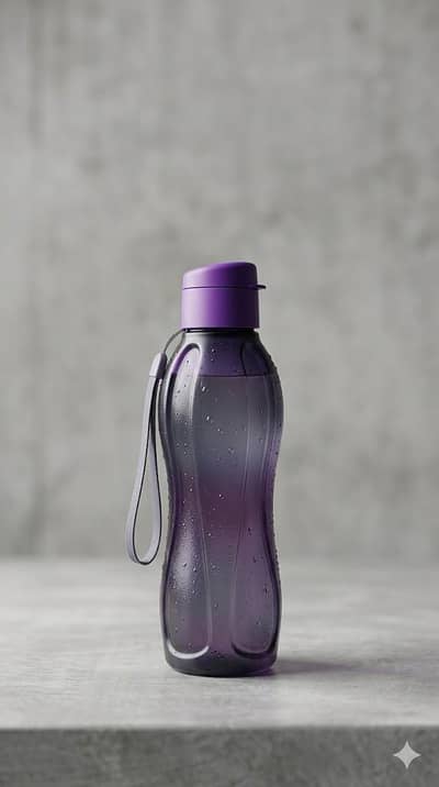 A BLUE PLASTIC WHATER BOTTLE
