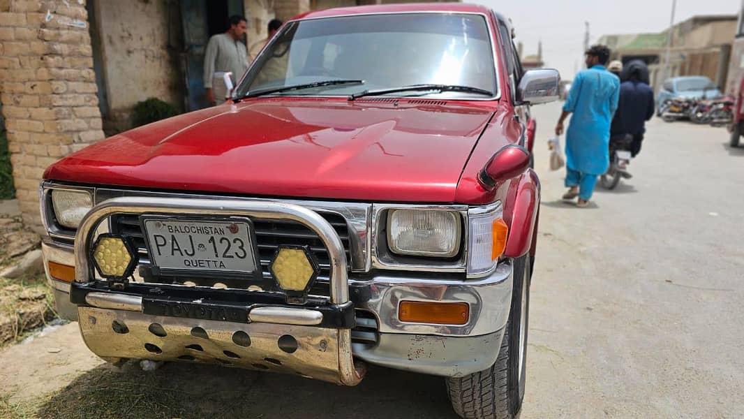 ٹویوٹا ہائیلکس ڈبل کیبن 1997 برائے فروخت  1