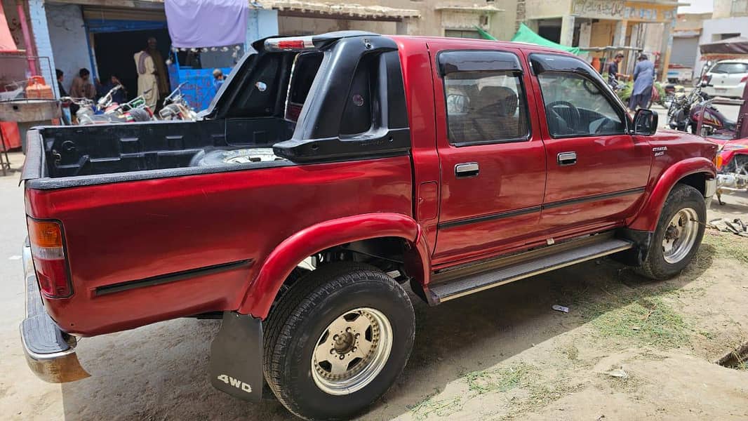 ٹویوٹا ہائیلکس ڈبل کیبن 1997 برائے فروخت  10