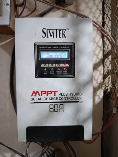 UPS & Simtek Solar MPPT