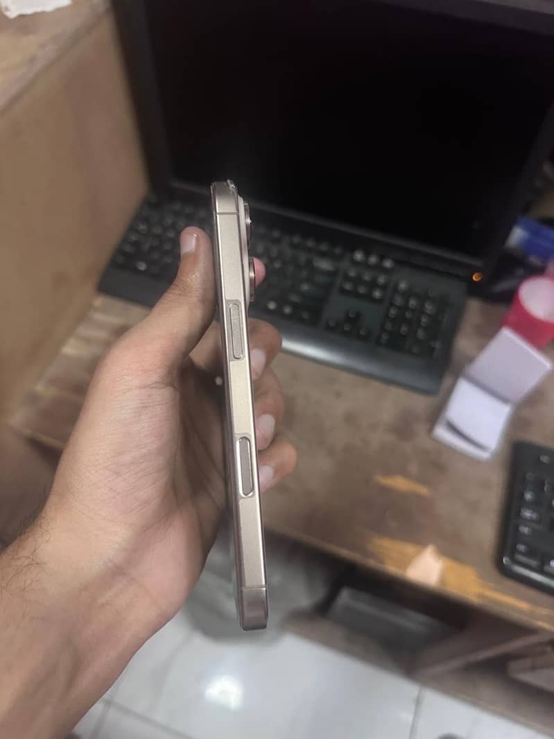 Iphone 16 pro 1
