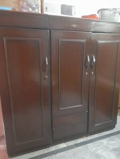 3 doors seprated wardrobes for sale in good condition please contact