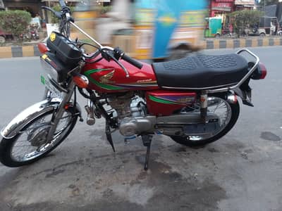 Honda 70 cc sa exchange posibal ybr yb bike sa exchang gd110 sa