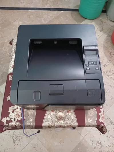 HP Laser Jet Pro 400 M401n