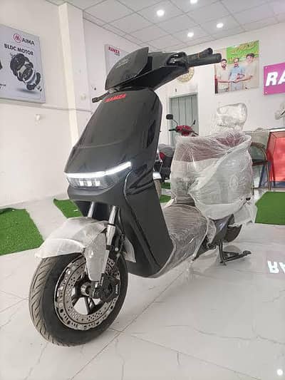 aima electric scoti