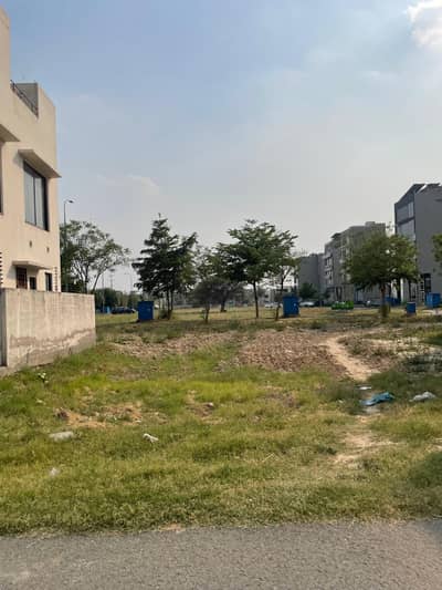Plot No-559 Block E - 5.7 Marla Plot On Top Location of Phase 9 Town DHA Lahore For Urgent Sale