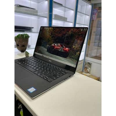 Dell XPS 13| i7-6th Gen| 16-256GB| 3k resolution| Touch screen