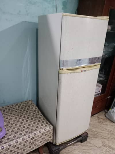 I am saleing Dawlance fridge