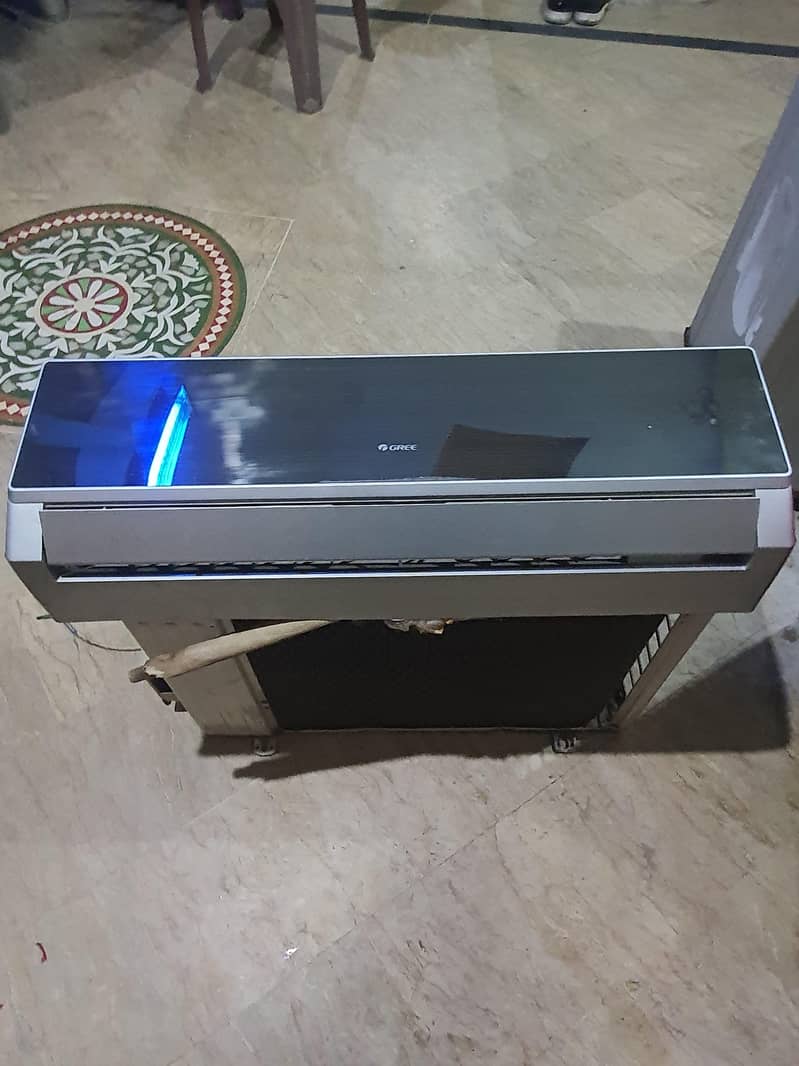 Gree 1 ton split ac 3