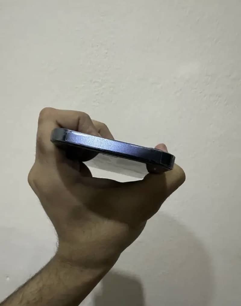 iPhone 12 pro 0