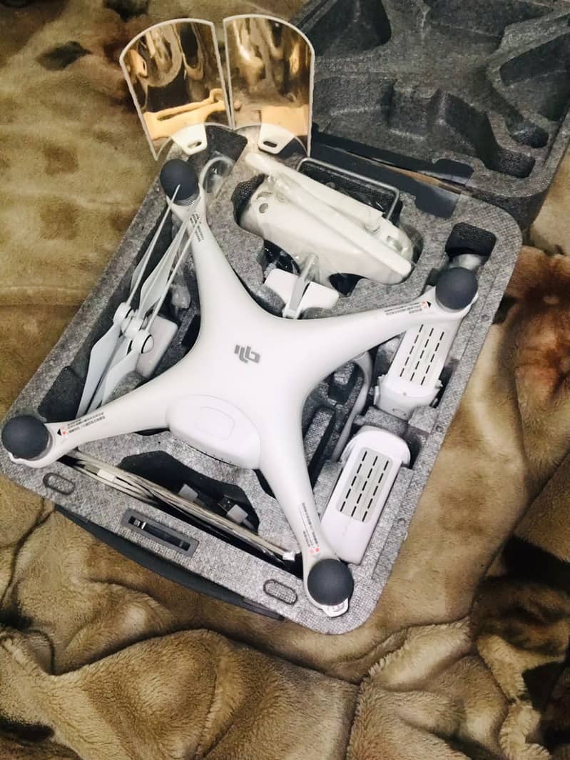 DJI Phantom 4 Pro 3
