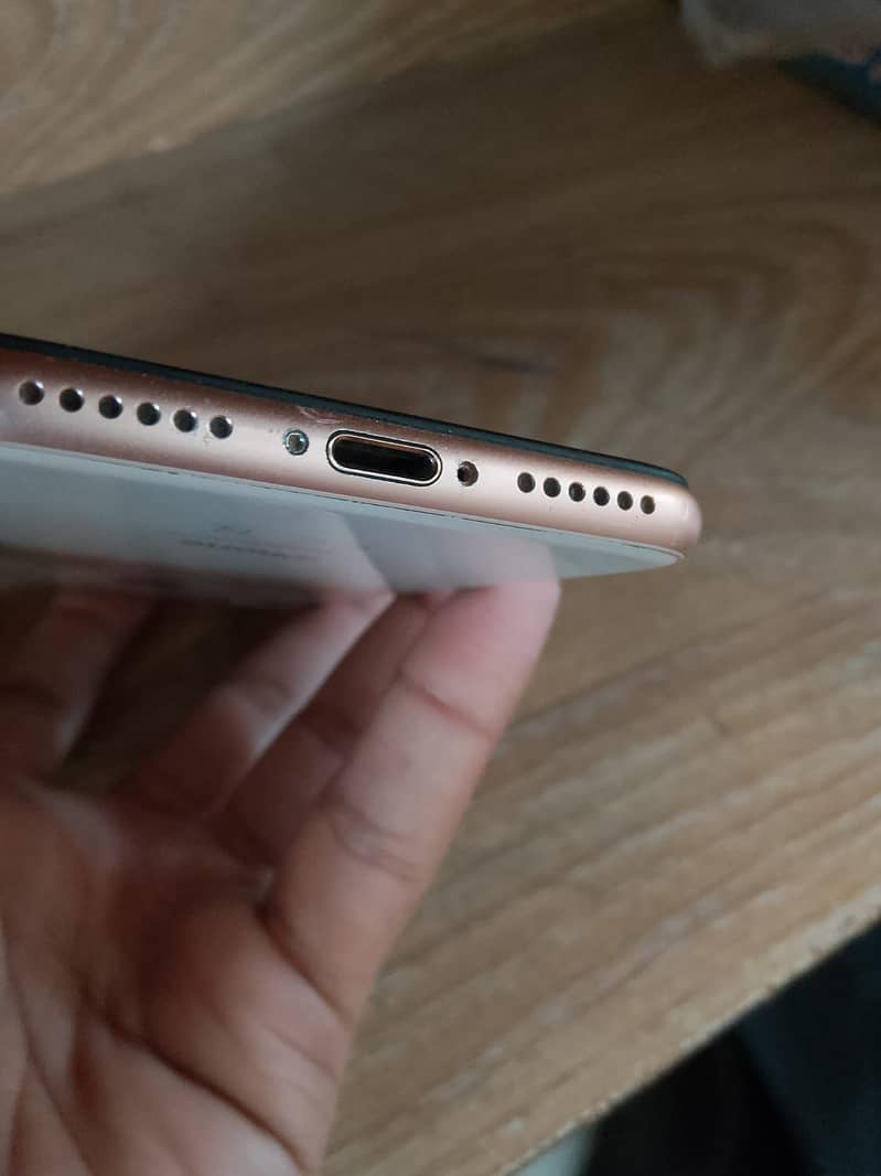 iphone 8 0