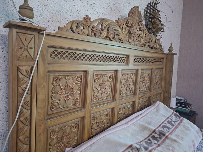 King Bed 5