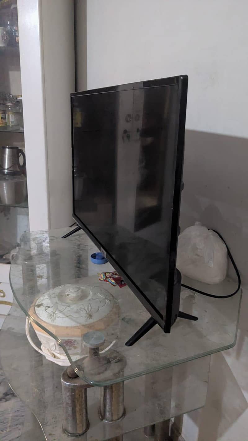 LCD tv 1